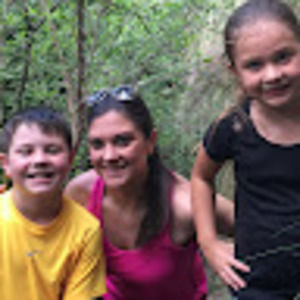 Meet your Posher, Leslie